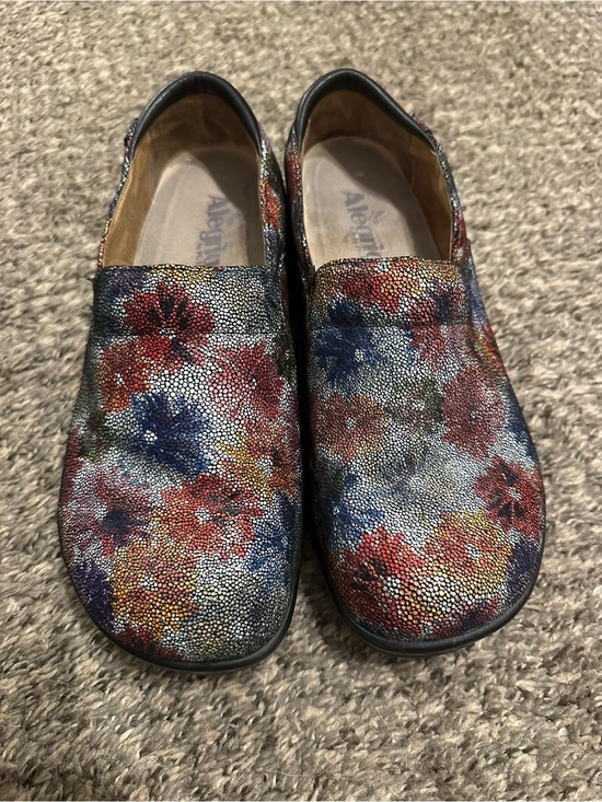 Alegria Shoes - Alegria Floral Multicolor Slip-On Clogs in Red Blue Green